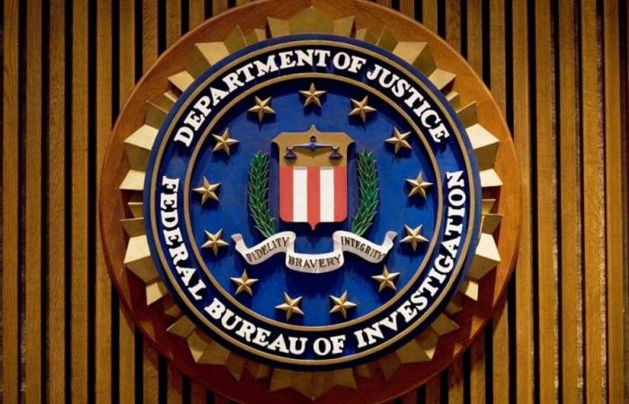 Presidencial 2024: el FBI denuncia el uso de su nombre en vídeos llenos de falsedades electorales