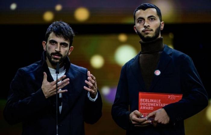 Dos periodistas israelíes y palestinos reciben en París el premio a la valentía periodística