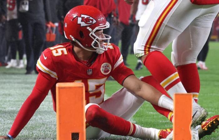 Un gran susto para Mahomes en la victoria de los Chiefs