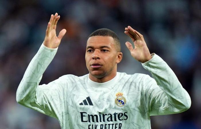 Fútbol: Según Benzema, “Mbappé no es un delantero centro”