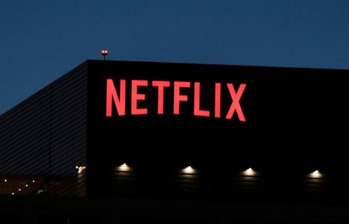 El gigante Netflix asaltó París y Amsterdam