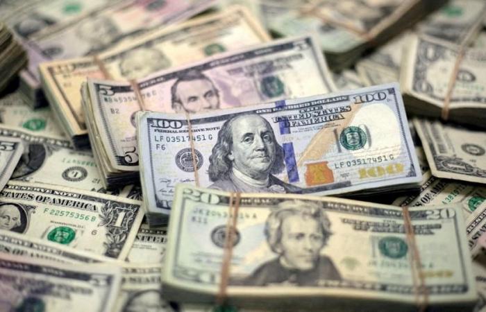 El dólar se dispara impulsado por el impacto presupuestario de la probable elección de Donald Trump