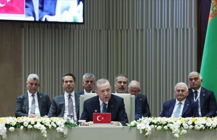 Erdogan pide a los líderes mundiales turcos que adopten una postura decisiva sobre el genocidio en Gaza