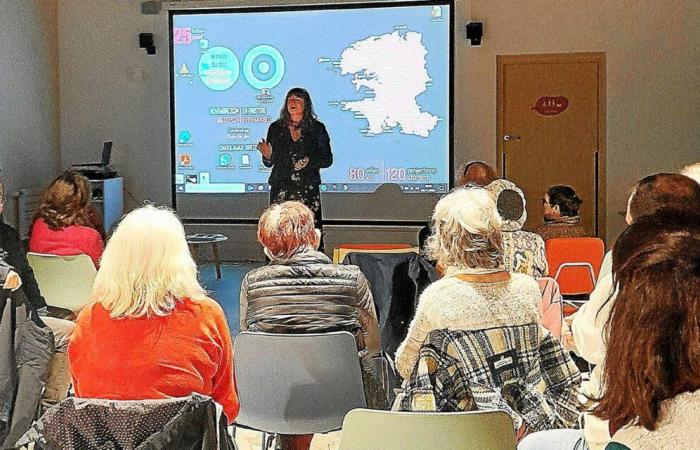 En Scaër, con motivo del Mes del Doc, una treintena de personas asistieron a “Reinas en Finisterre”