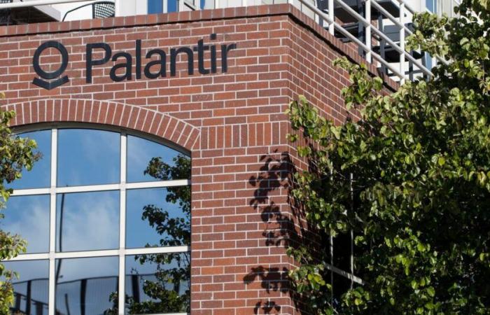 Cómo el crecimiento de la IA de Palantir está impulsando la confianza de los inversores