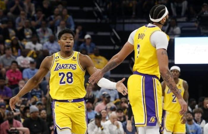 Anthony Davis y Rui Hachimura fuera, Christian Koloko debuta