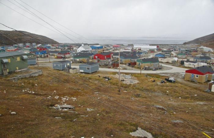 Consternación e indignación en Salluit, Nunavik, tras la muerte de un joven a manos de un policía