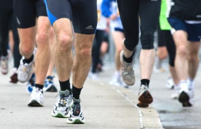 114 km nadando, 5.400 km en bicicleta y 1.266 km a pie… Un bombero de Yvelines gana una carrera loca