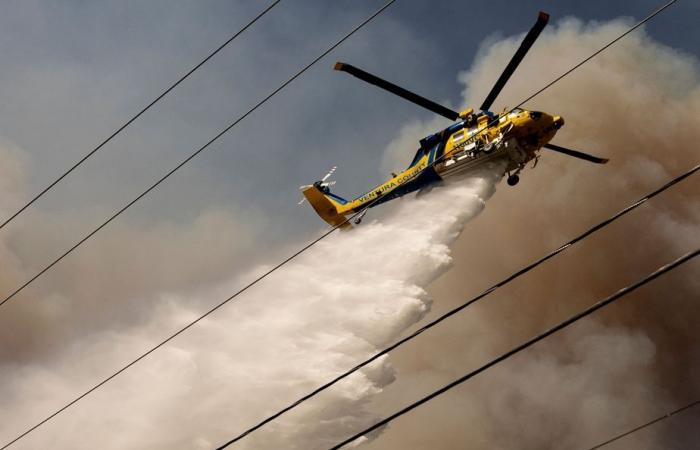 Los Ángeles | Un incendio se propaga rápidamente