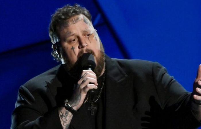 Jelly Roll continúa su reinado en la radio country con su sexto éxito consecutivo en las listas