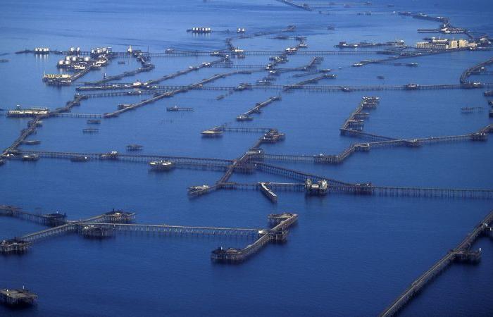 Neft Daşları: la ciudad de la plataforma petrolera de la era soviética ‘flotando’ en el Mar Caspio