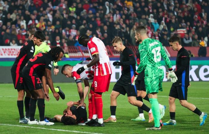 Una lesión espantosa deja al jugador del Barcelona necesitando DIEZ puntos en la cara mientras Flick actualiza