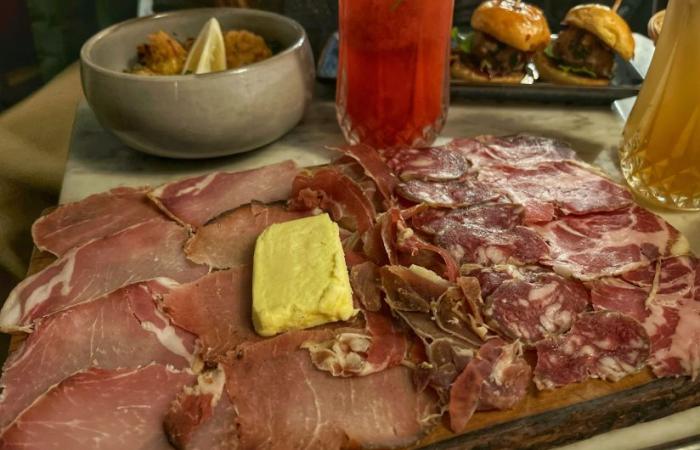 Alma: el delicioso restaurante corso y bar de tapas cerca de Montorgueil