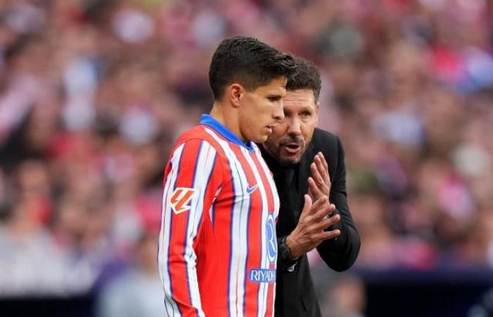 Siguiendo los pasos de Diego Simeone, su hijo Giuliano está listo para encarnar el ADN del Atlético de Madrid