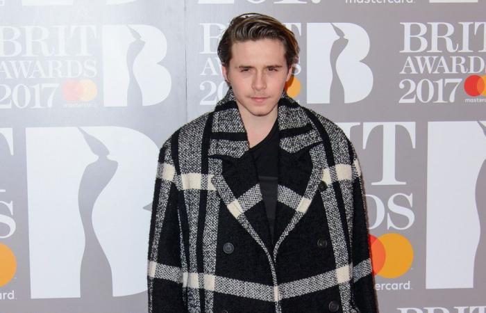 A Brooklyn Beckham le encanta pasar tiempo con Selena Gomez y su novio Benny Blanco