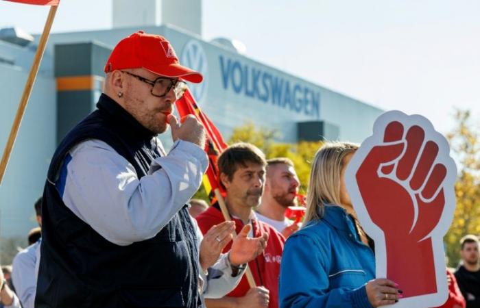 Aturdida por la crisis, la economía alemana quiere elecciones rápidas