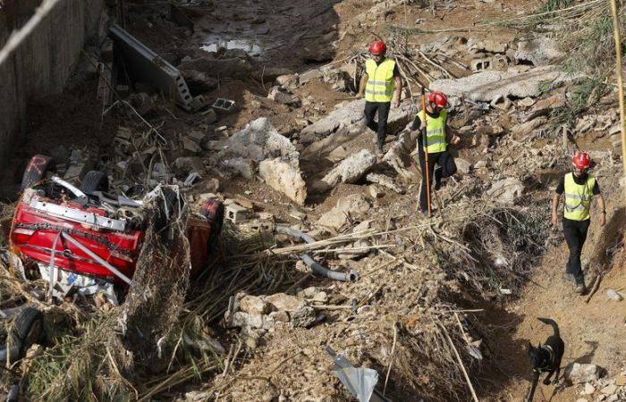 Inundaciones mortales en España: el número de muertos asciende a 219, el número de desaparecidos se estima ahora en al menos 93