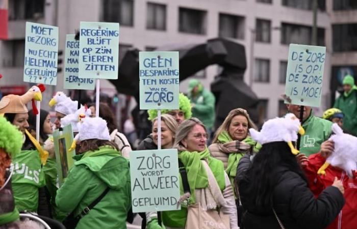 Más de 10.000 personas en las calles de Bruselas para exigir más recursos en el sector no lucrativo (fotos)