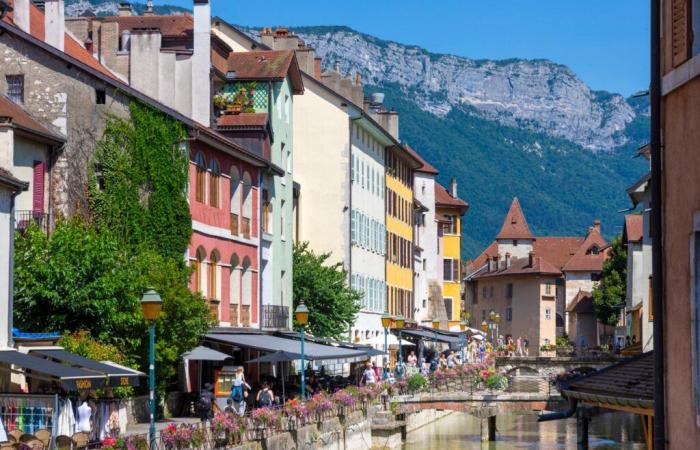 Annecy, desbordada por los alojamientos turísticos amueblados, “reoxigenará” su casco antiguo