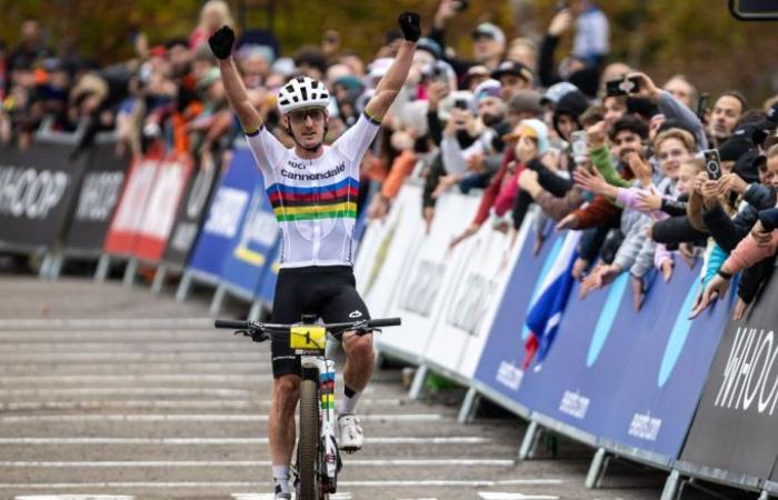 Ciclismo. Carretera: el campeón de bicicleta de montaña, Alan Hatherly, sale a la carretera con Jayco AlUla