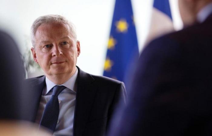 El déficit público del 6,1% del PIB en 2024 es “la elección del gobierno actual”, rechaza Bruno Le Maire