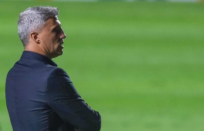 Hernán Crespo, despedido, ya no es el entrenador del Al Ain FC (Emiratos Árabes Unidos)