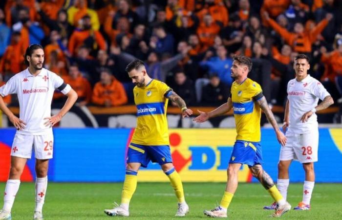 Apoel-Fiorentina 2-1: goles de Donis, Abagna e Ikone