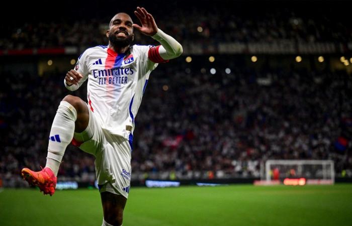 Copas de Europa: Lacazette sigue persiguiendo a Juninho