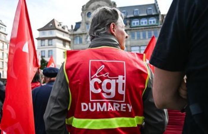 Los empleados y trabajadores intersindicales de la fábrica de Dumarey, en el Bajo Rin, planean hacer una huelga el viernes para intentar obtener un mejor plan social