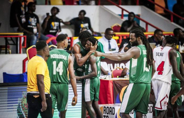 Stade Malien y Moanda sacuden a los favoritos en la primera jornada | FIBA.basketball