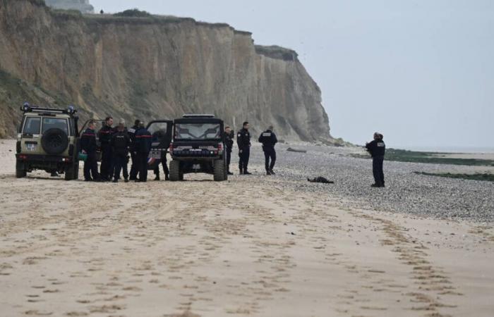 Cuatro cuerpos descubiertos en el mar y en una playa en dos días – Libération