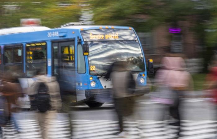 Transporte público | Reducir el gasto en 350 millones es posible, concluye una empresa