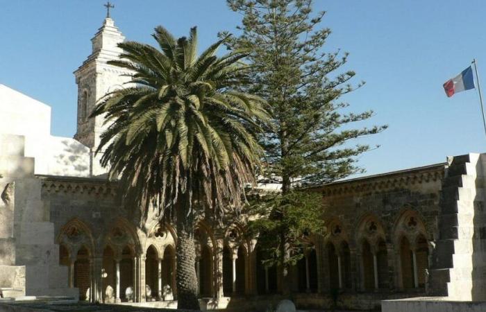 ¿Tiene la policía israelí derecho a arrestar a gendarmes en una iglesia francesa en Jerusalén?