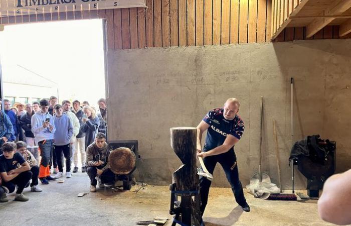 Para el Campeonato del Mundo de Timbersports, los equipos francés y australiano entrenaron en Ariège