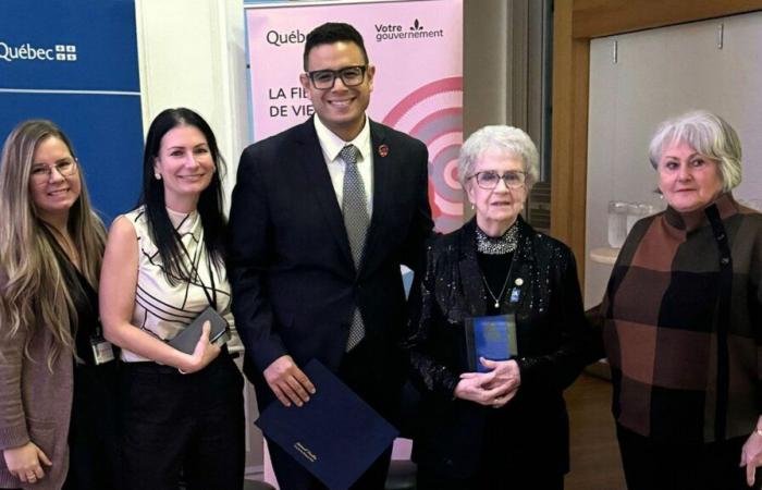 Olivette Veilleux recibe el premio nacional “Homenaje a las personas mayores”