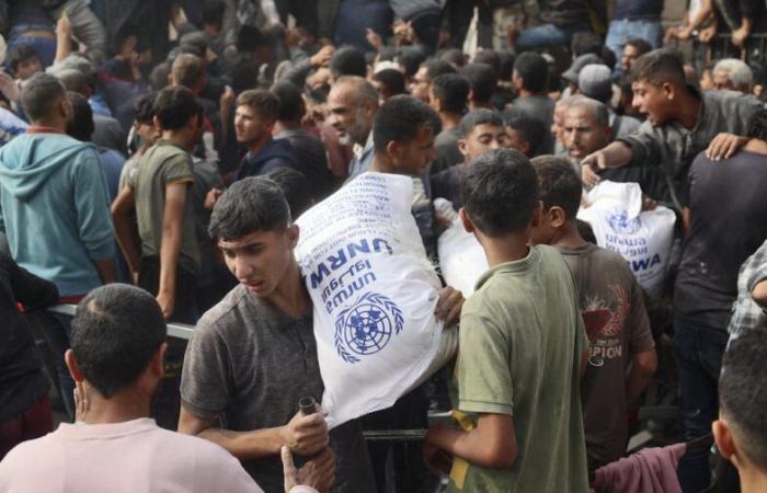 Israel prohíbe la UNRWA, último salvavidas para los refugiados palestinos