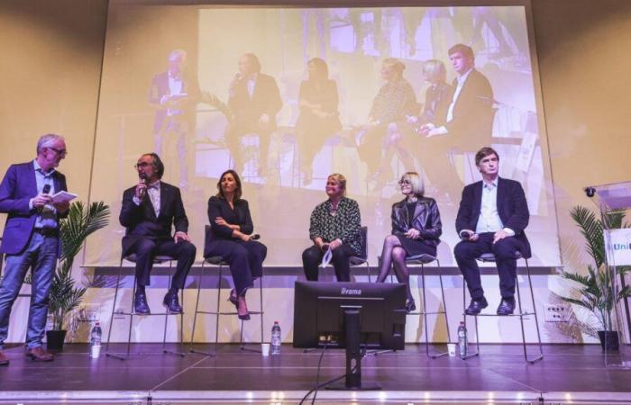 Conferencia sobre salud mental en Beauvais: “Ir al psiquiatra no significa estar loco”