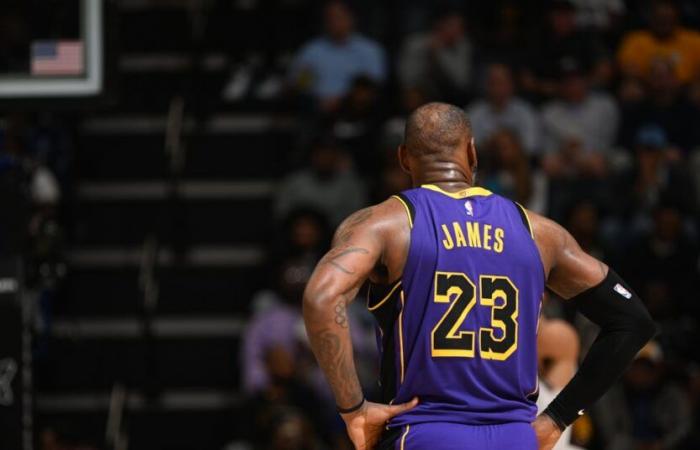 Calificaciones para LeBron James y Austin Reaves en la derrota de los Lakers contra los Grizzlies