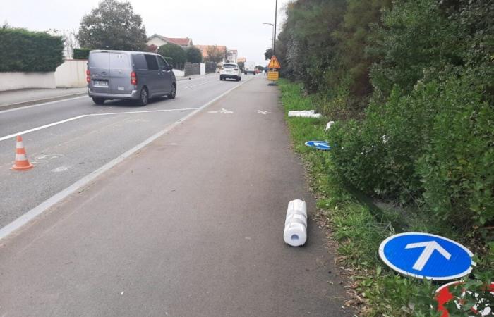 En esta localidad costera, chicanes de seguridad en cuanto se instalan, en cuanto se retiran