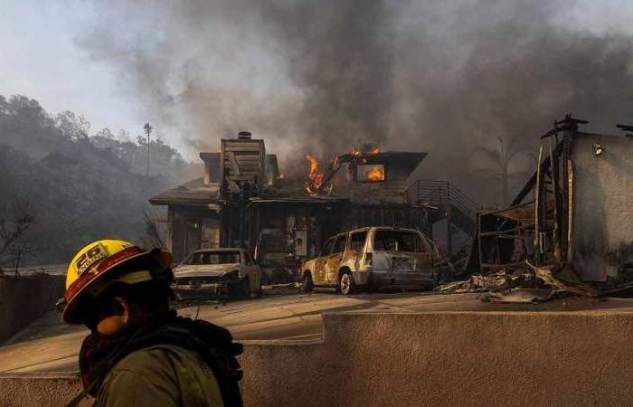 Los barrios al borde de la naturaleza propensos a incendios están creciendo rápidamente