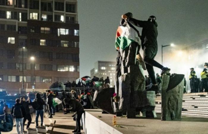 Los fanáticos israelíes regresan a casa después de una noche de violencia en Amsterdam: Noticias