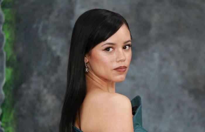 ¡Estás comiendo mal tu kiwi, lo dice Jenna Ortega!