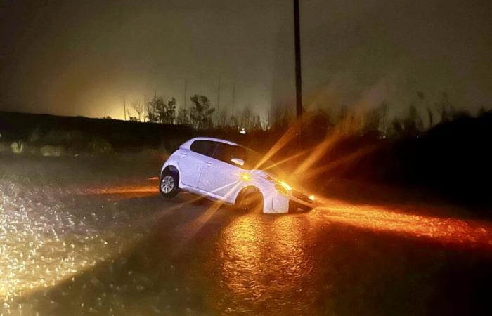 Las lluvias torrenciales provocan daños y cierres de carreteras en los Pirineos Orientales