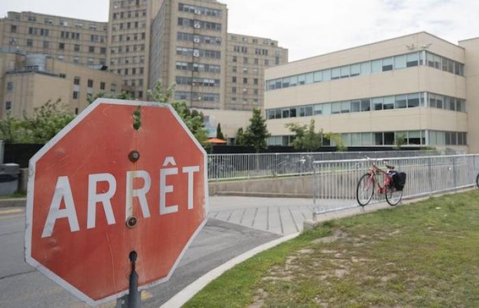 Más de 40 puestos de enfermeras y asistentes recortados en Montreal