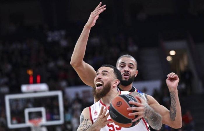 Euroliga. El Mónaco se recupera y derroca al Anadolu Efes gracias a un final de partido loco