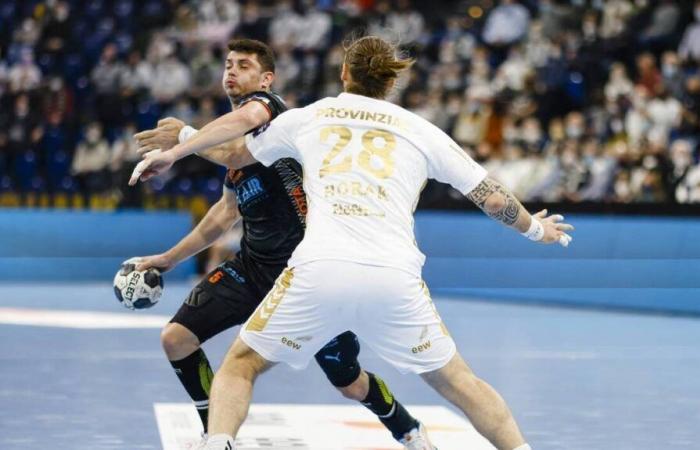 Equipo francés de balonmano. Tras su lesión en su primer partido, Kyllian Villeminot fue operado