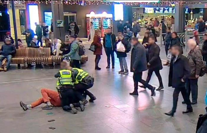 Misteriosos “hombres de negro” en la estación de tren de Berna