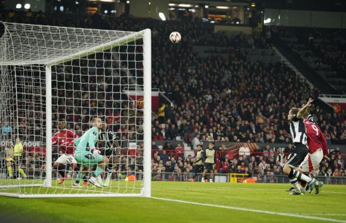 El Manchester United vence al PAOK, campeón griego, y pone fin a una racha sin victorias en Europa