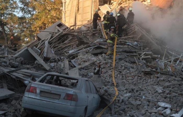 nueve civiles muertos y más de 40 heridos el jueves en Zaporizhia; Los ataques rusos anoche contra Odessa, Kyiv y Járkov