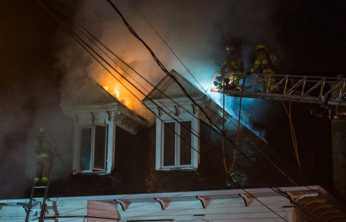 Se produce un incendio en un edificio de apartamentos en Rivière-du-Loup